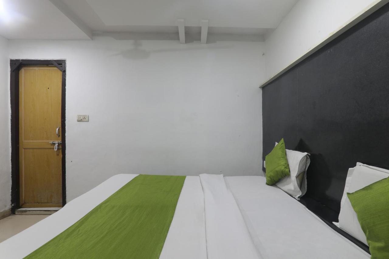 Hotel Dayal Lucknow Luaran gambar